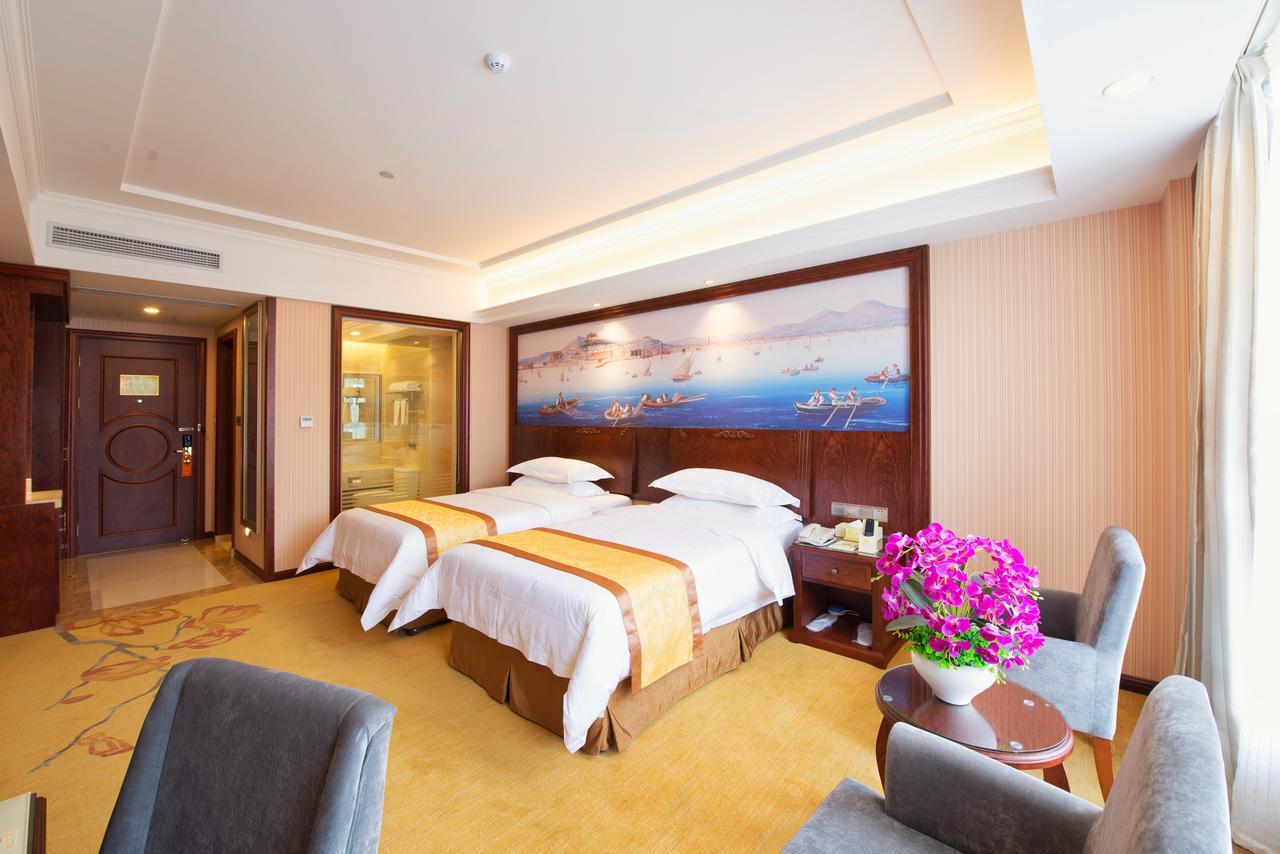Vienna Hotel Jinshan New City Wanda Plaza Экстерьер фото