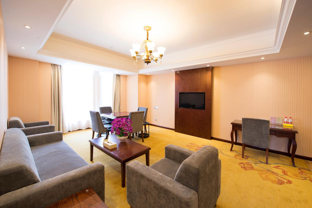 Vienna Hotel Jinshan New City Wanda Plaza Экстерьер фото