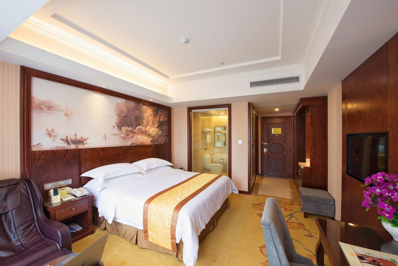Vienna Hotel Jinshan New City Wanda Plaza Экстерьер фото