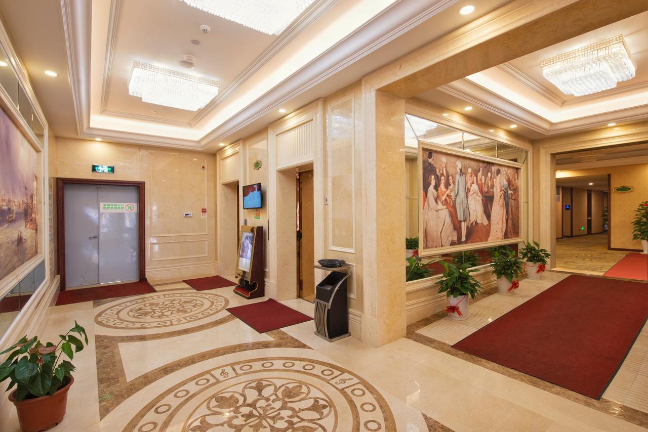Vienna Hotel Jinshan New City Wanda Plaza Экстерьер фото