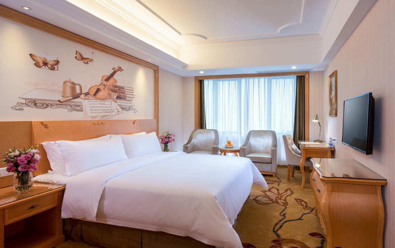Vienna Hotel Jinshan New City Wanda Plaza Экстерьер фото