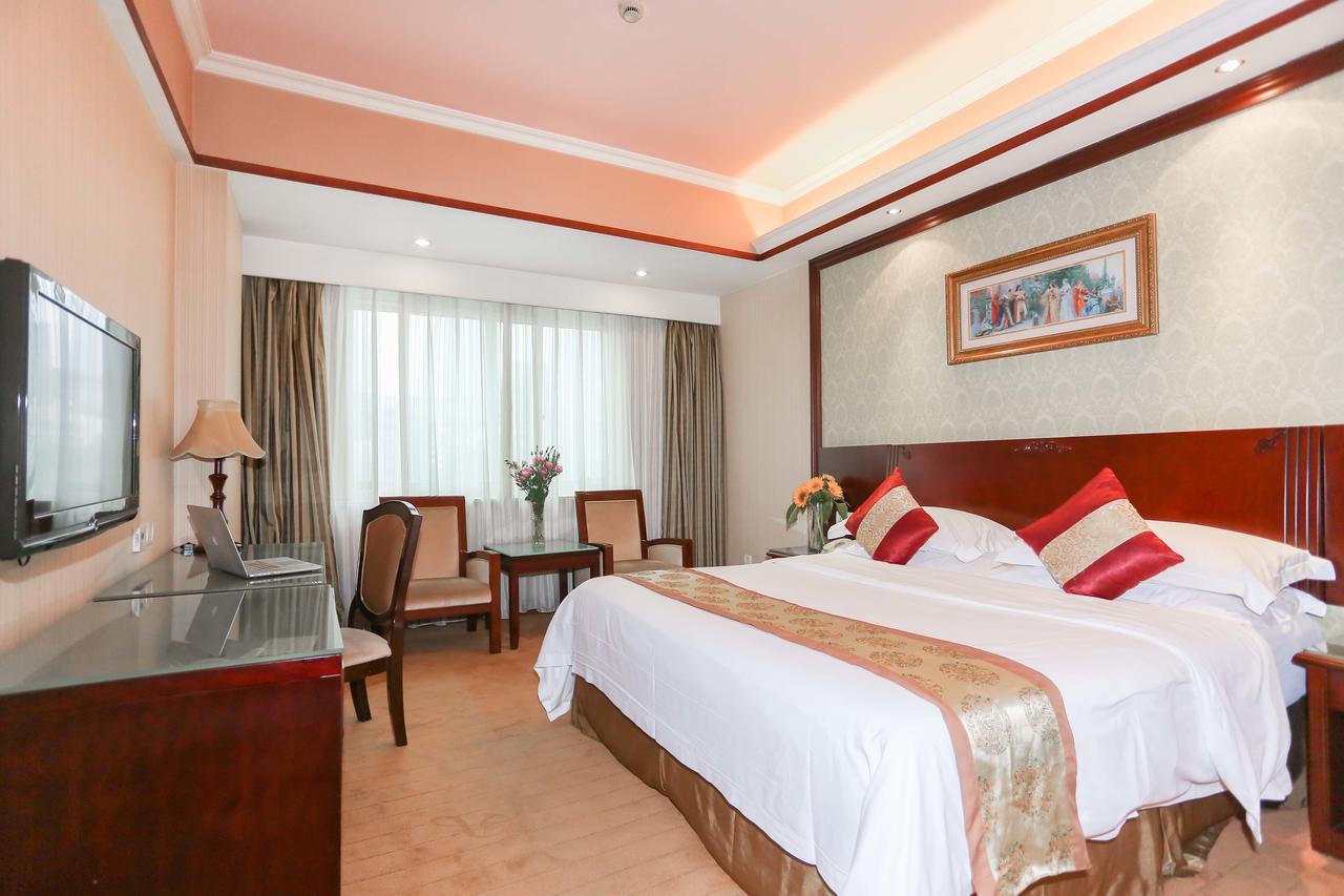 Vienna Hotel Jinshan New City Wanda Plaza Экстерьер фото