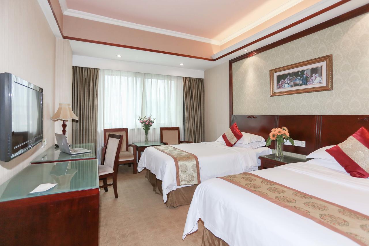 Vienna Hotel Jinshan New City Wanda Plaza Экстерьер фото